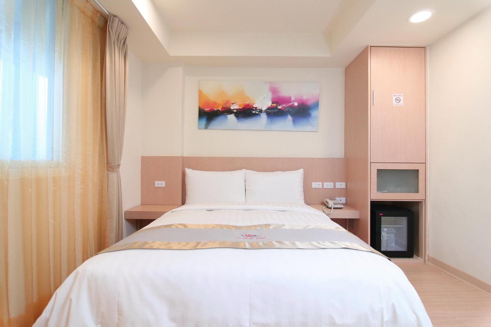 Clownfish Resort Hengchun Exterior photo
