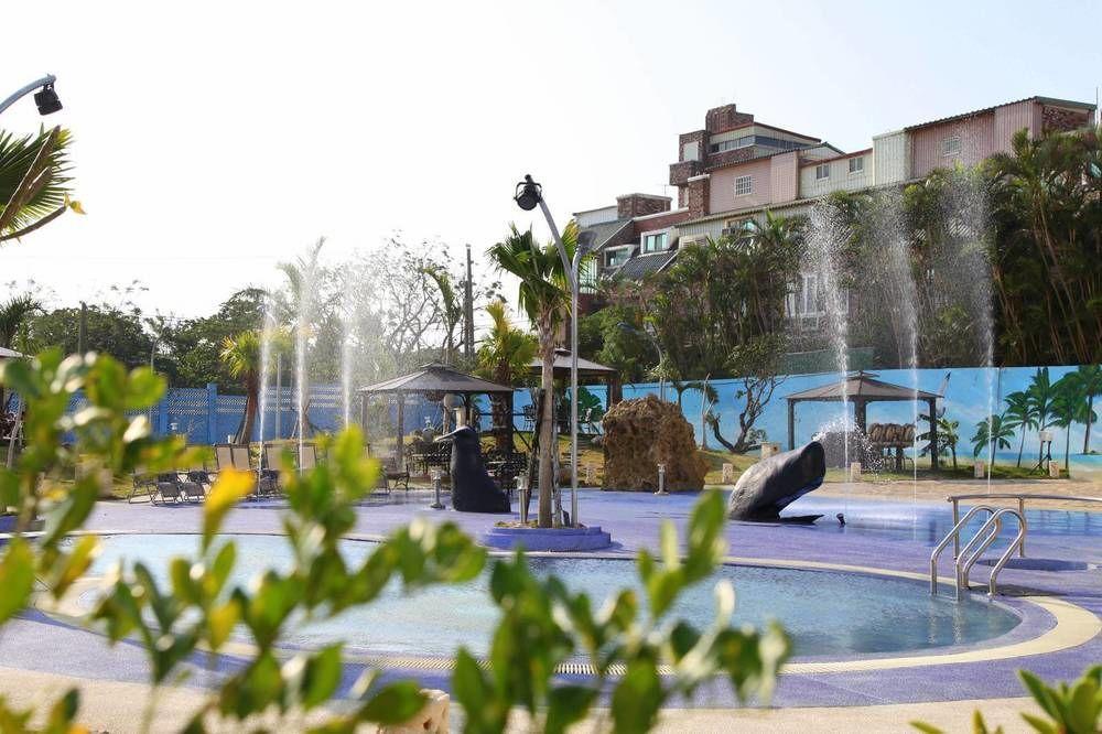 Clownfish Resort Hengchun Exterior photo