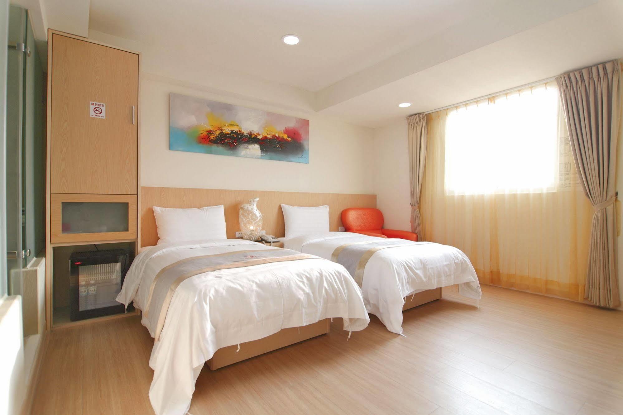 Clownfish Resort Hengchun Exterior photo