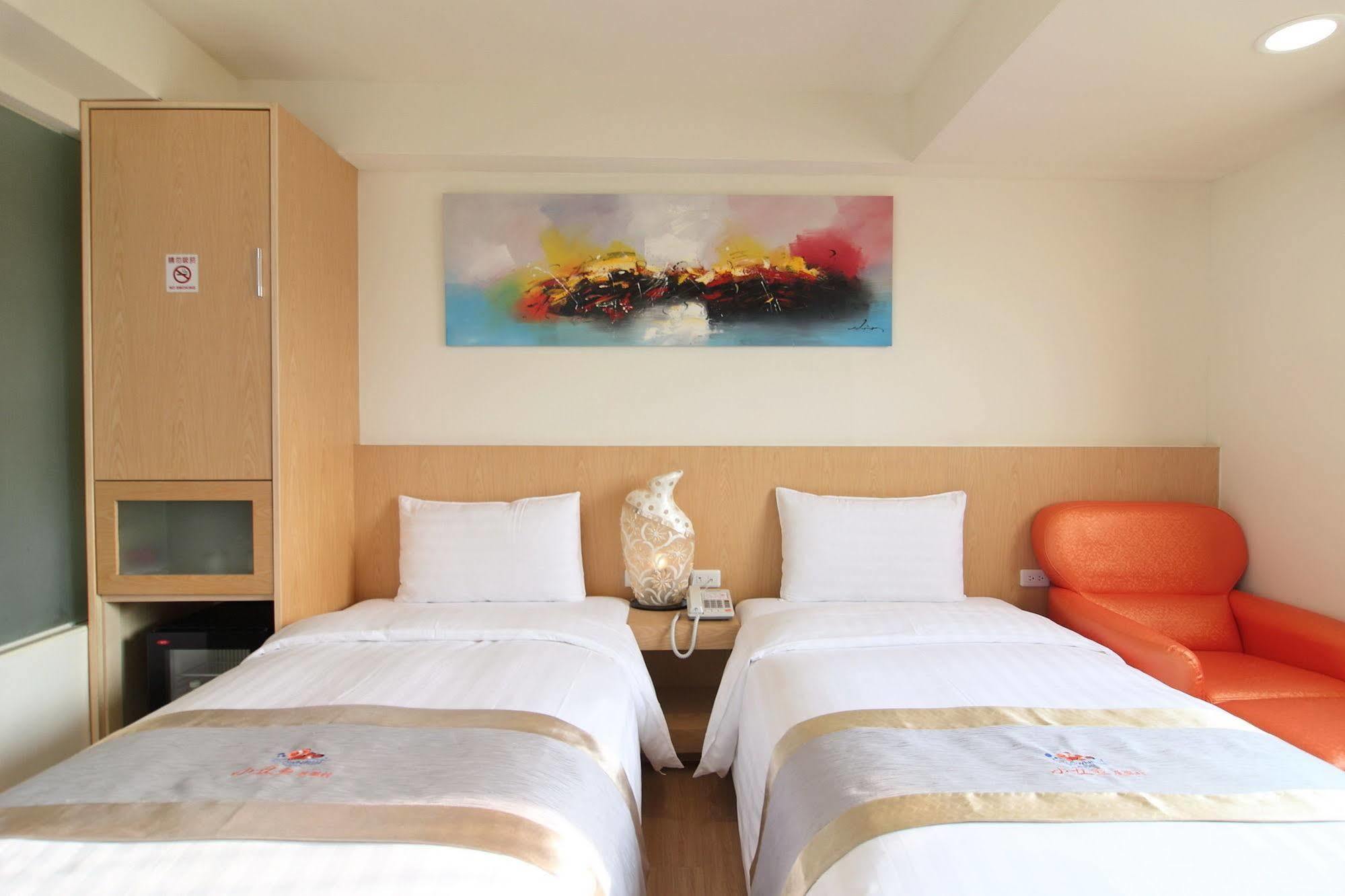 Clownfish Resort Hengchun Exterior photo